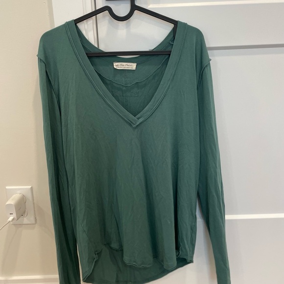 We The Free Green V-Neck moon dance Long Sleeve - Picture 2 of 5